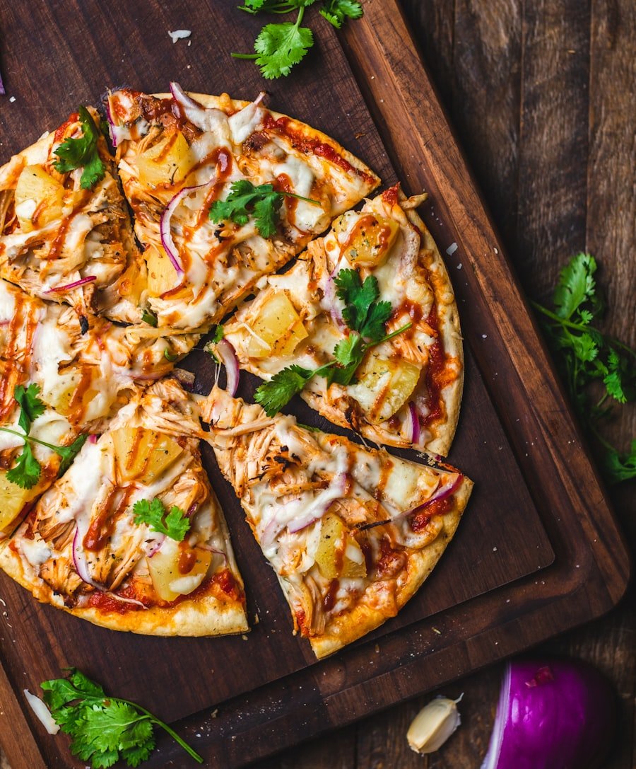 Pizza fraîche sortie du four